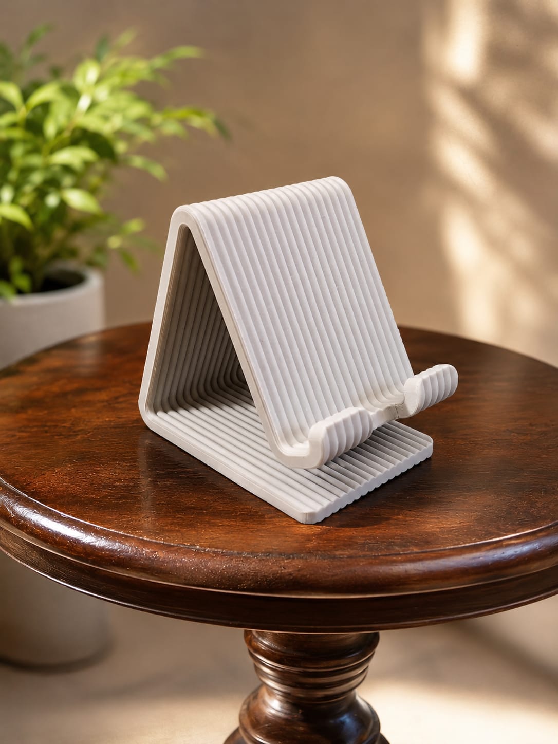 Premium 3D Printed Mobile Phone Stand – Universal Desk Holder for Smartphones